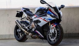 600rr最新爆料,性能升级与设计革新，揭秘全新一代神车风采